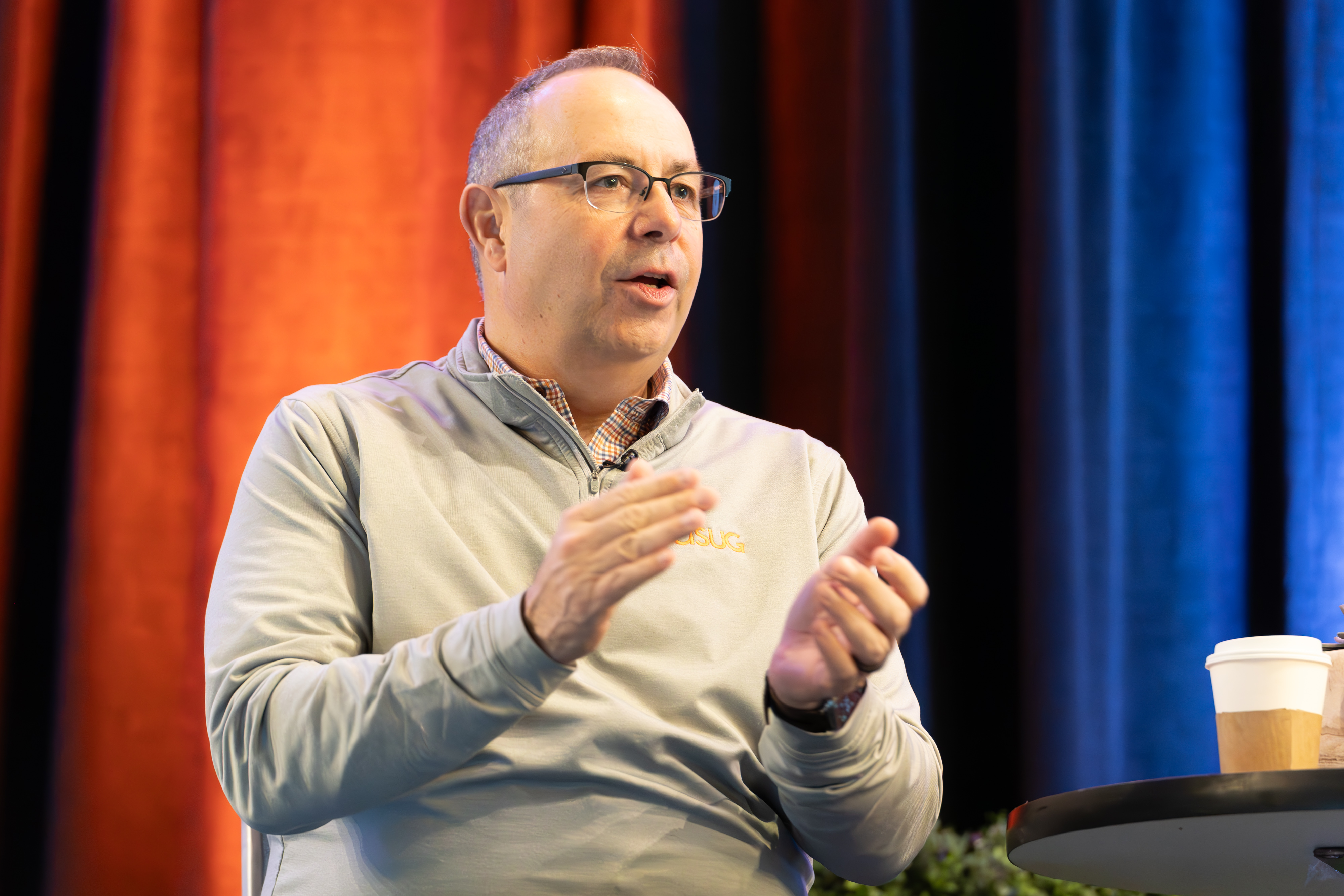 Geoff Onstage VM 25_Hero_188883